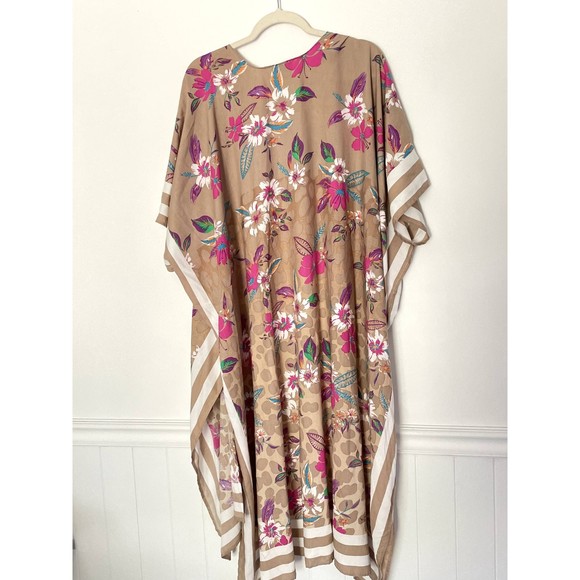 Steve Madden Floral Handkerchief Duster Kimono One Size  Neutral Boho New NWT - Picture 2 of 14